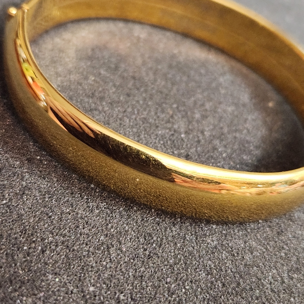 Gold Colored Hinged Bangle